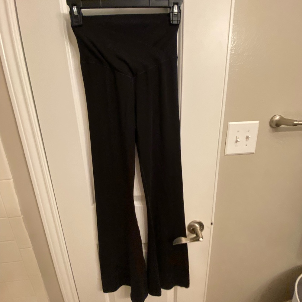 OFFLINE by Aerie Real Me High Waisted Crossover Flare Legging size Medium